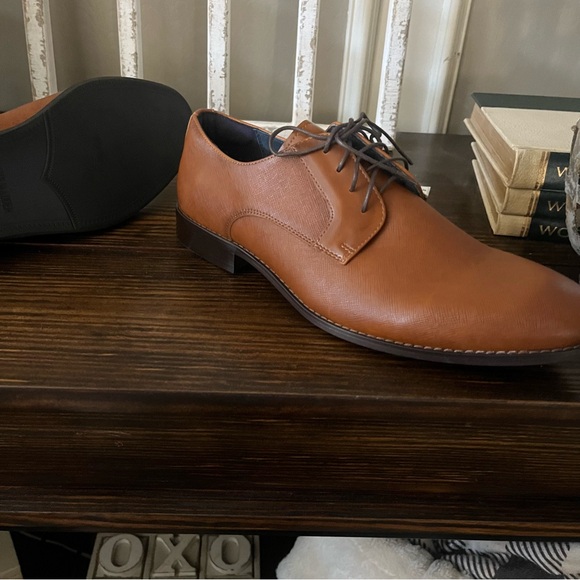 New Steven Madden men’s Fenyx Cognac dress shoes lace-up heel height 11 brown - Picture 4 of 15